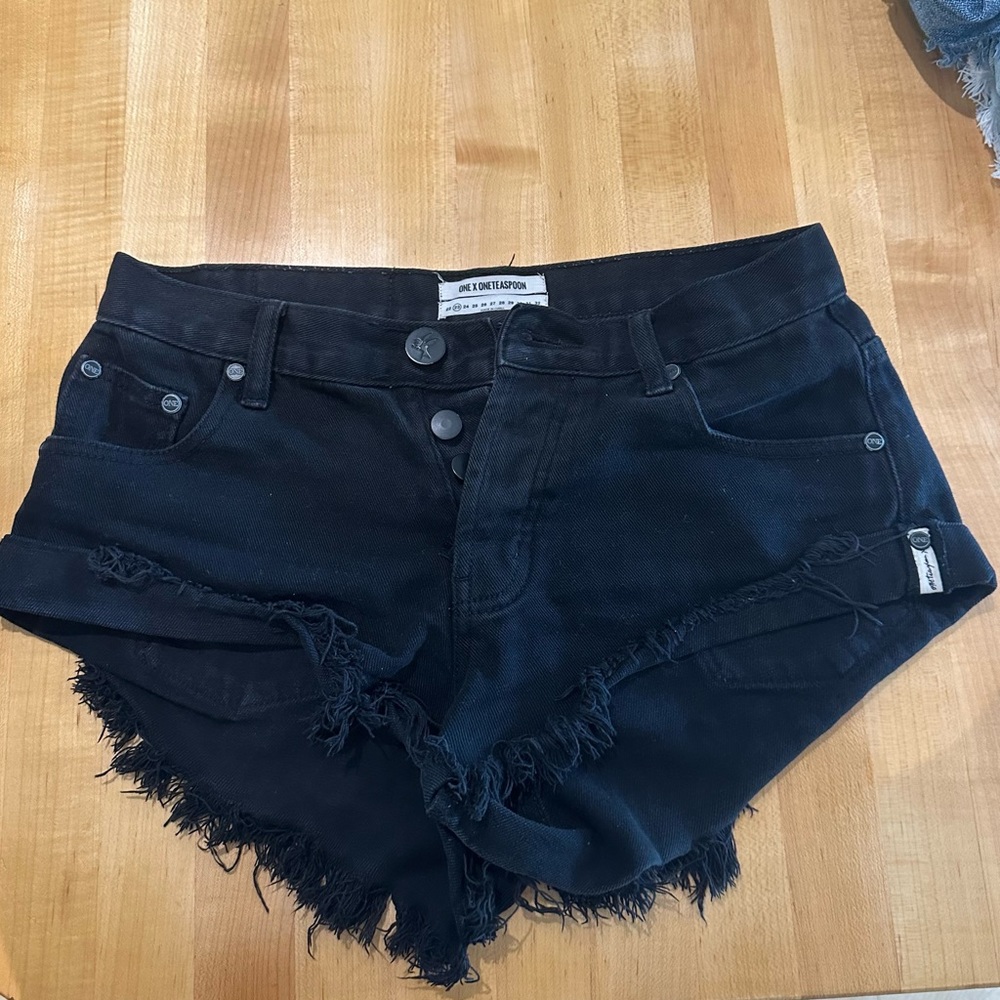 One teaspoon black bandits size 23